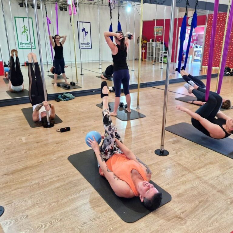 Elements Pole Aerial